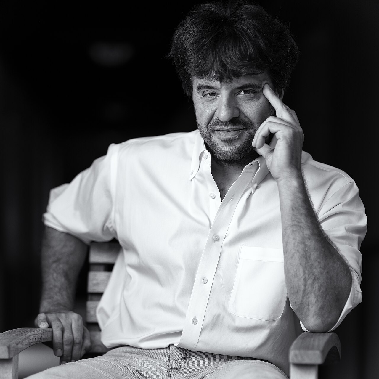 A second portrait of Karl Deisseroth, photographed on 20 September 2022. Resized for this gallery.