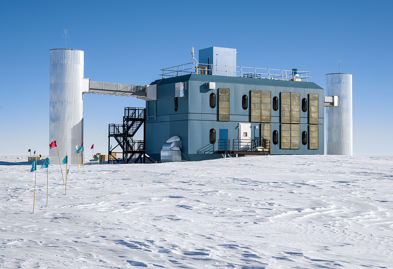 IceCube Neutrino Observatory at the South Pole, 6 January 2023. Resized for this gallery.